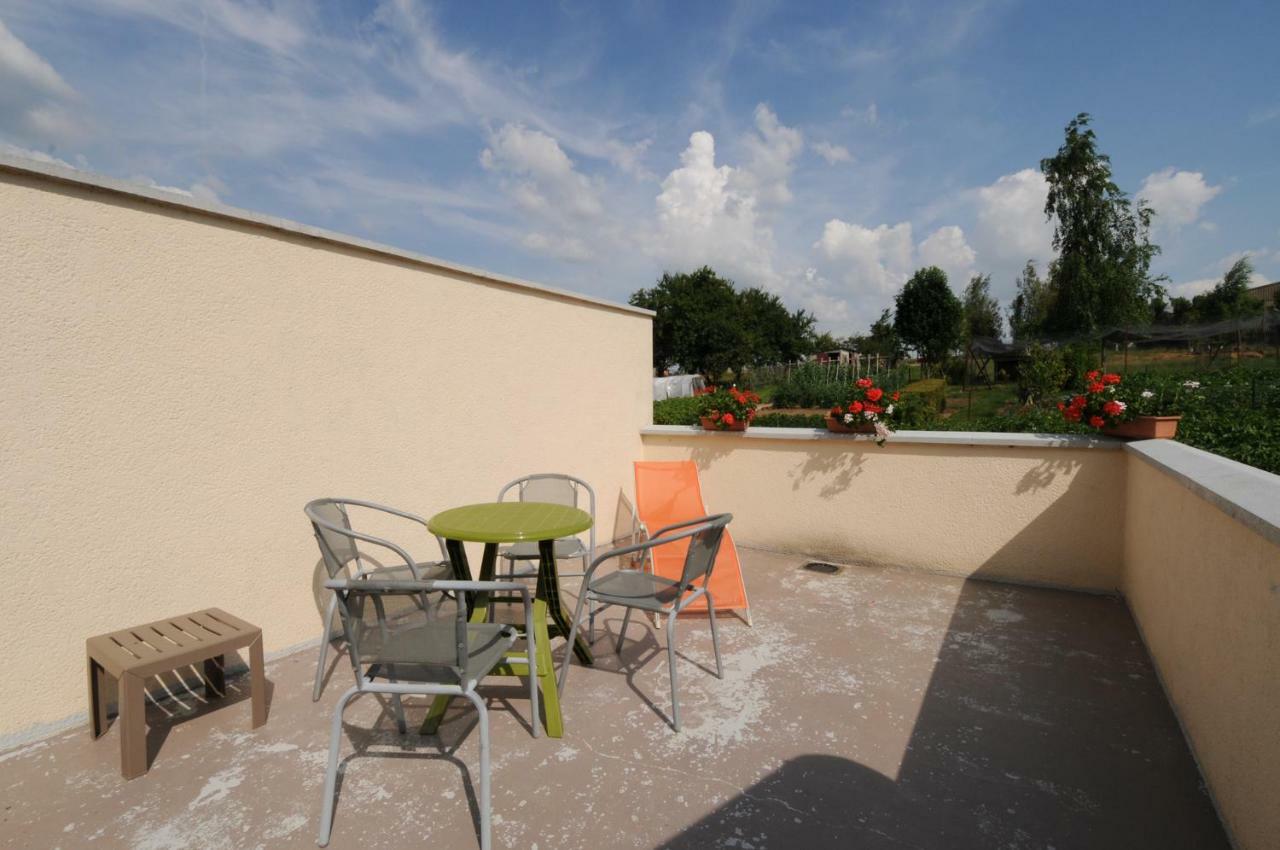 Chambres D'Hotes L'Hirondelle Girondelle Exteriér fotografie